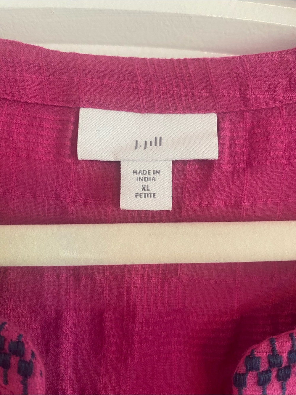 J. Jill Fuchsia 100% Cotton Short-Sleeve Embroidered Tunic - Picture 3 of 6